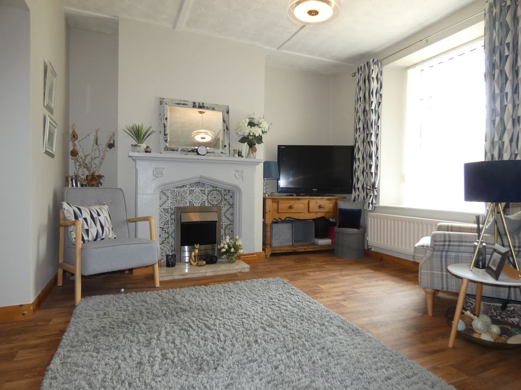 Lounge- click for photo gallery